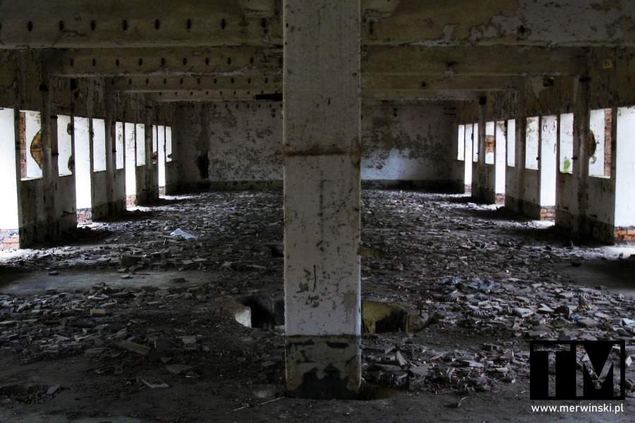 Opuszczona fabryka w Nowogrodzie Bobrzańskim