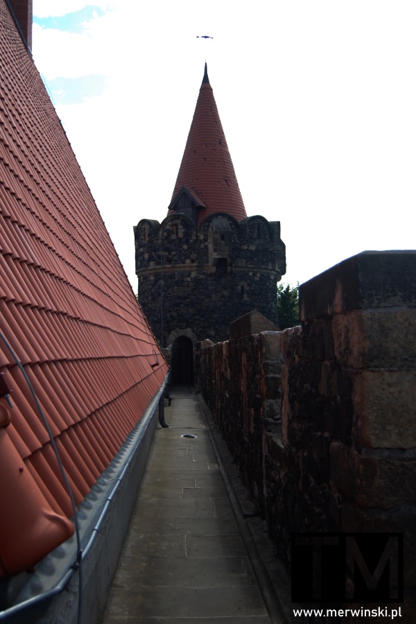 Mury zamku Grodziec