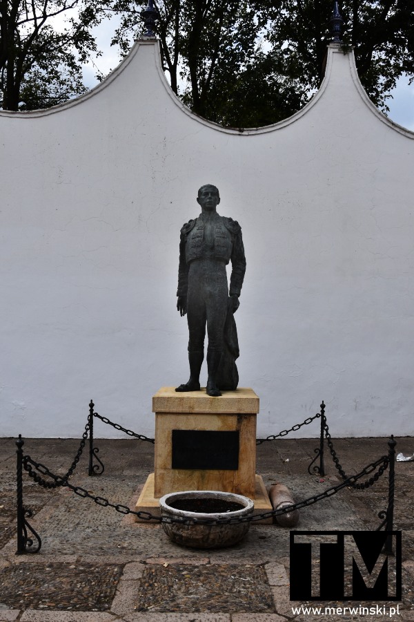 Antonio Ordónez Escultura w Rondzie