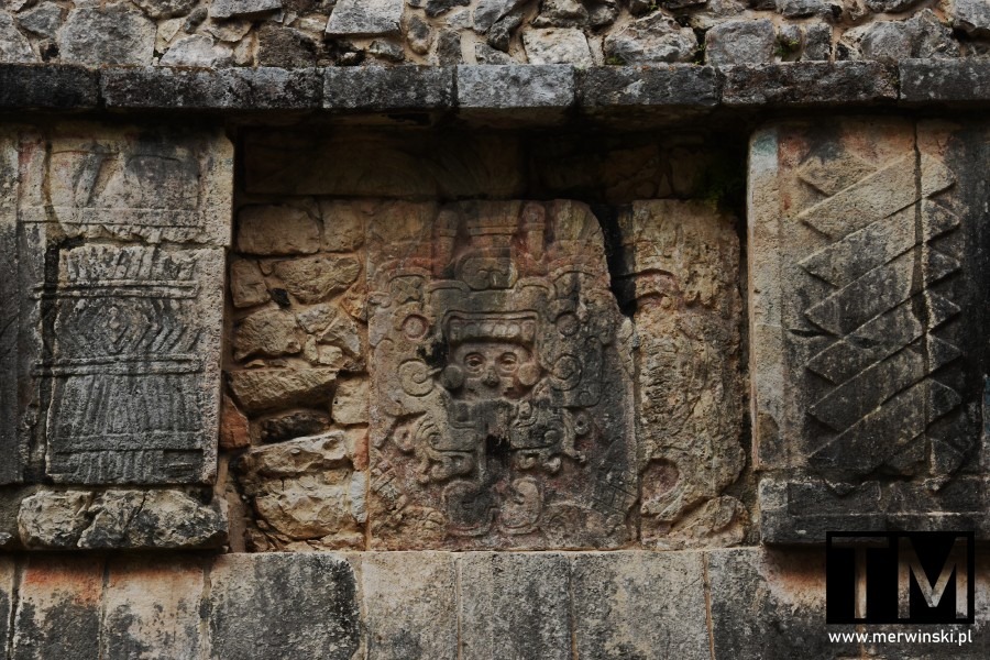 Majańskie zdobienia na ruinach Chichén Itzá
