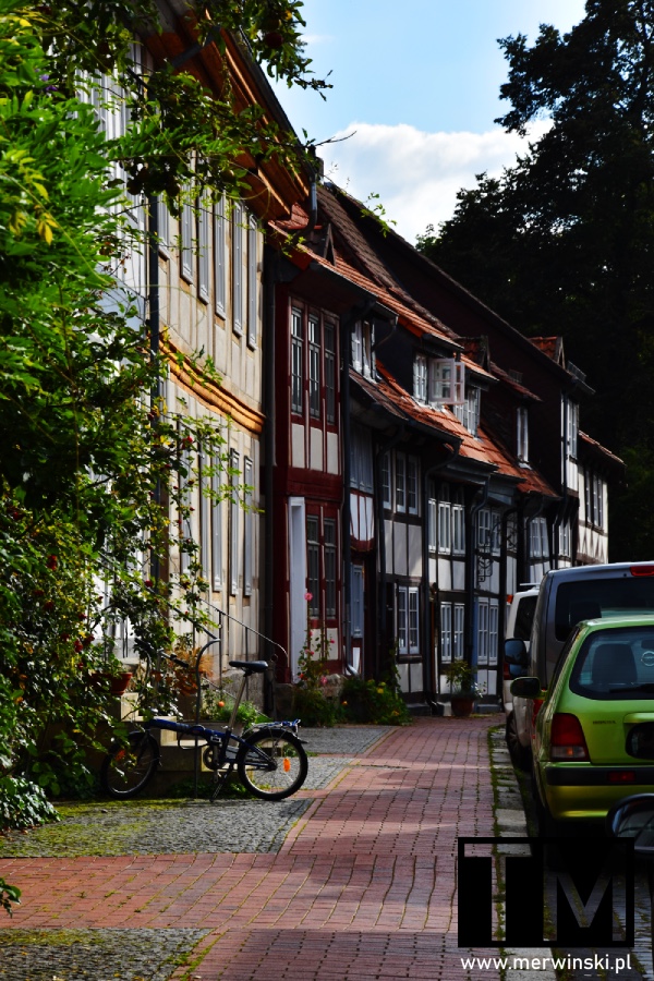 Piękna uliczka w Niemczech (Hildesheim, Dolna Saksonia)