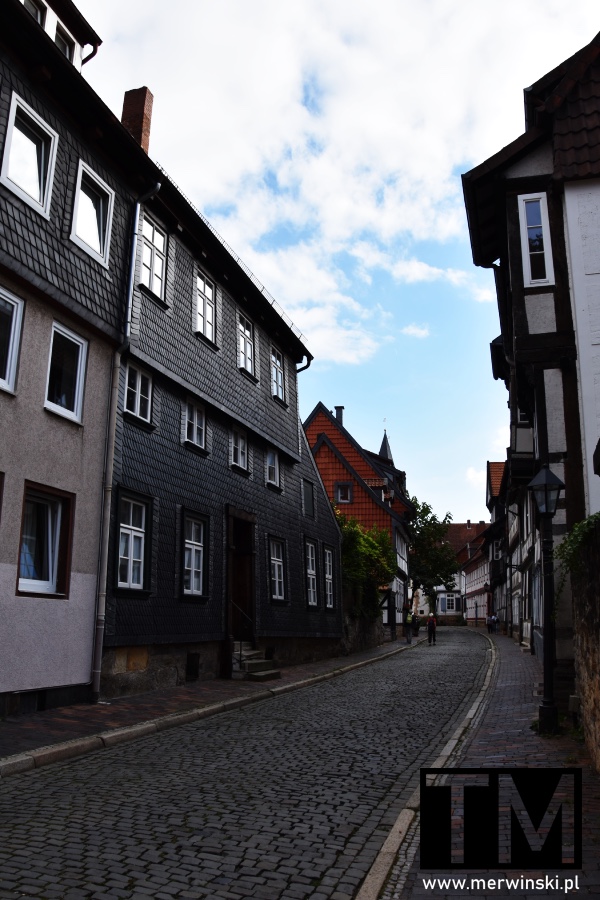 Urocza uliczka w Hildesheim (Dolna Saksonia)