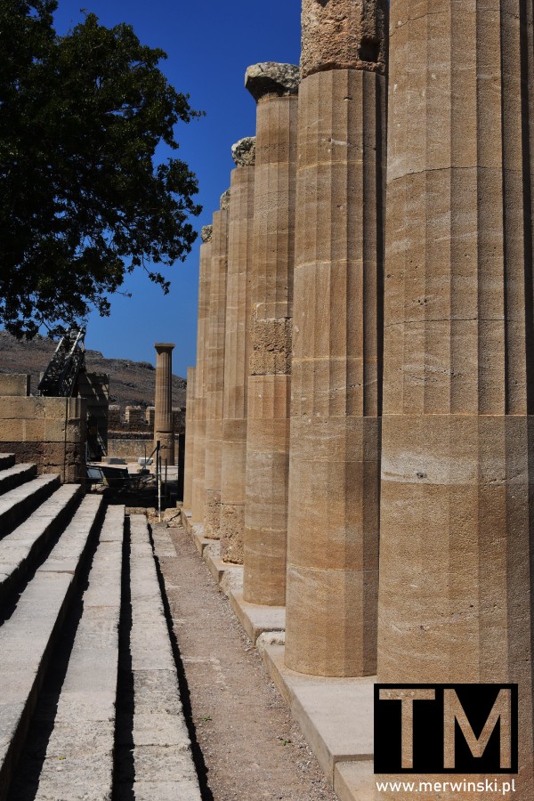 Kolumny - zwiedzanie Lindos i Akropolu