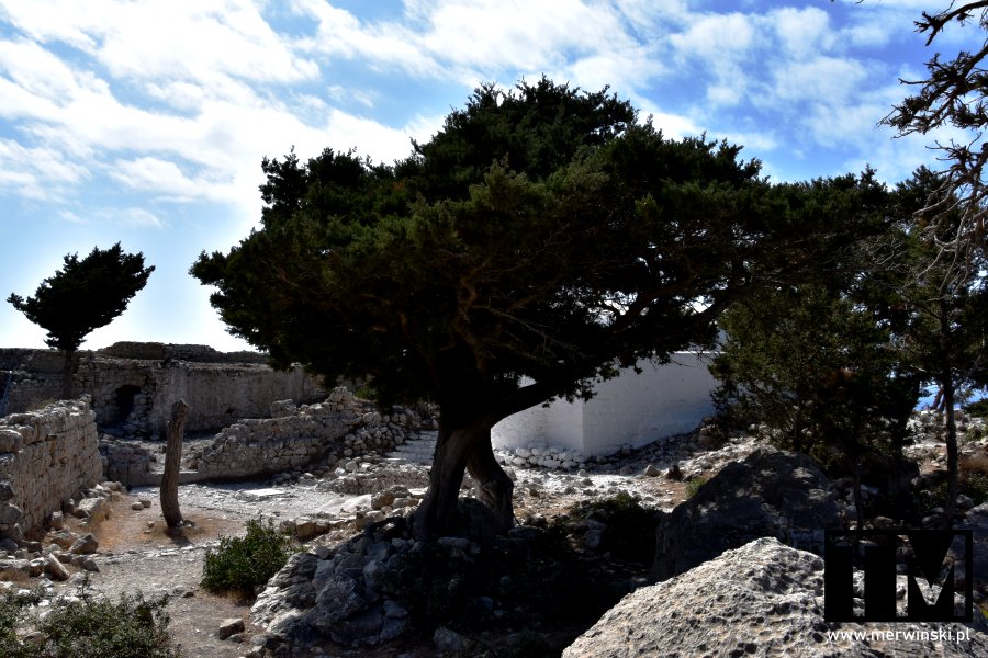 Ruiny zamku Monolithos na Rodos