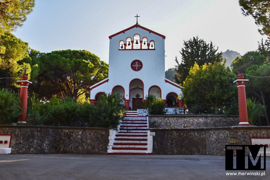 Kościół św. Charalambosa w Eleousie