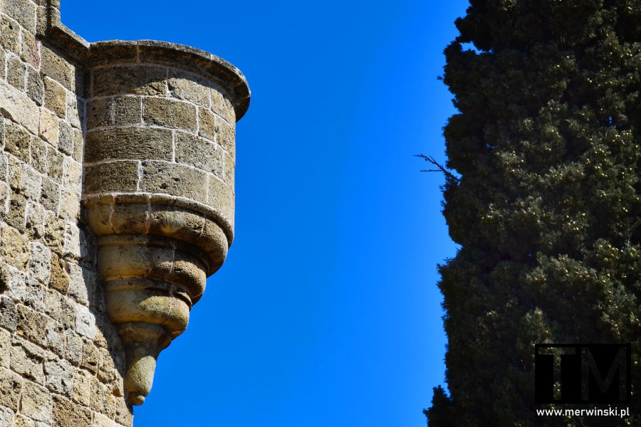 Detal wieży w Filerimos na Rodos