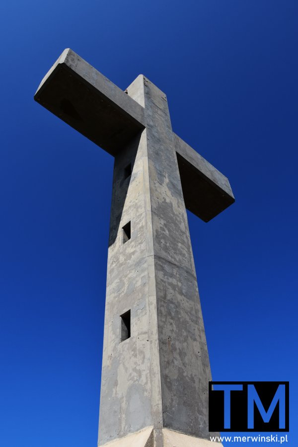 Betonowy krzyż w Filerimos na Rodos (Grecja)