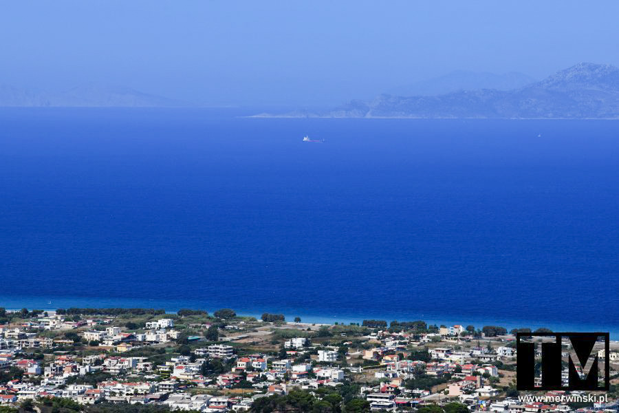 Widok ze wzgórza Filerimos na wybrzeże Rodos i Morze Egejskie