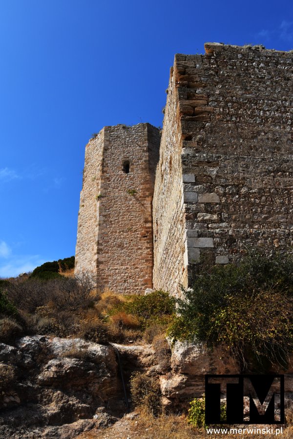 Zamek Kritinia na Rodos i jego mury oraz wieża obronna