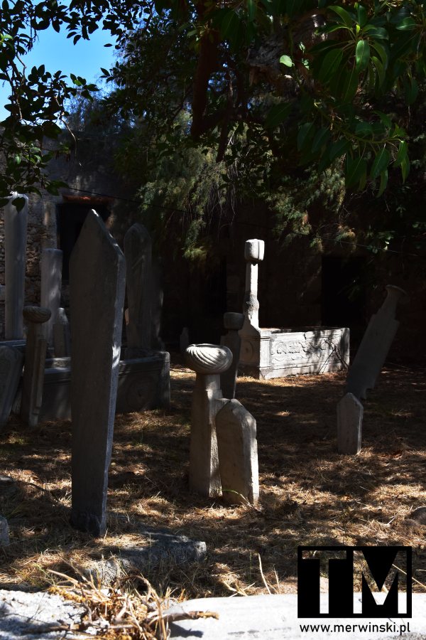 Cmentarz przy meczecie Murata Reisa w Rodos
