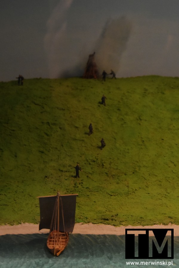 Makieta ze sceną życia wikingów w Danii