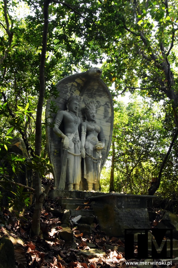 Wyspa Kobr - rzeźba (Sri Lanka)