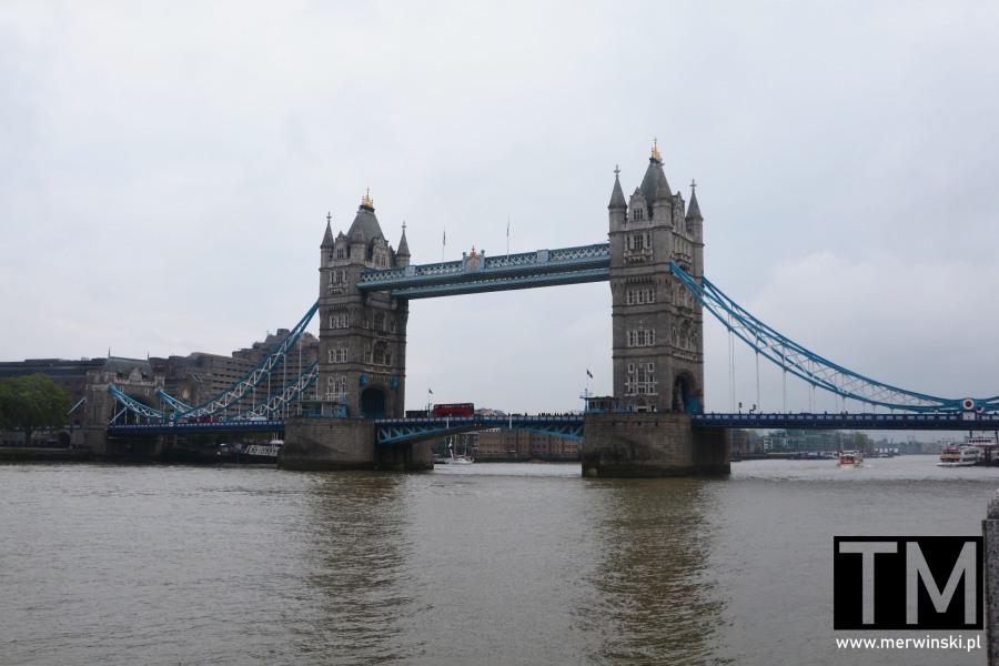Ciekawe miejsce w Londynie: Tower Bridge