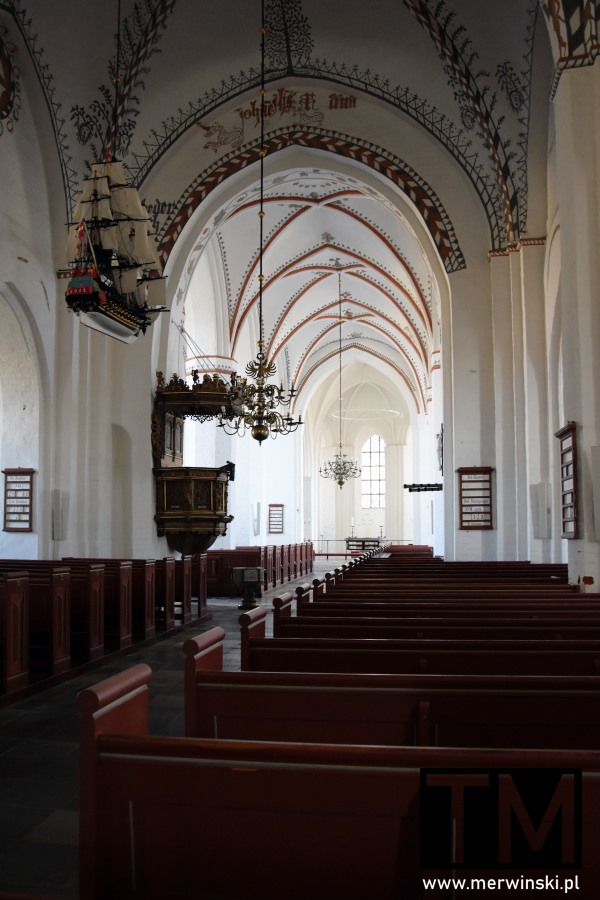 Wnętrze kościoła św. Hansa w Stege (wyspa Møn, Dania)