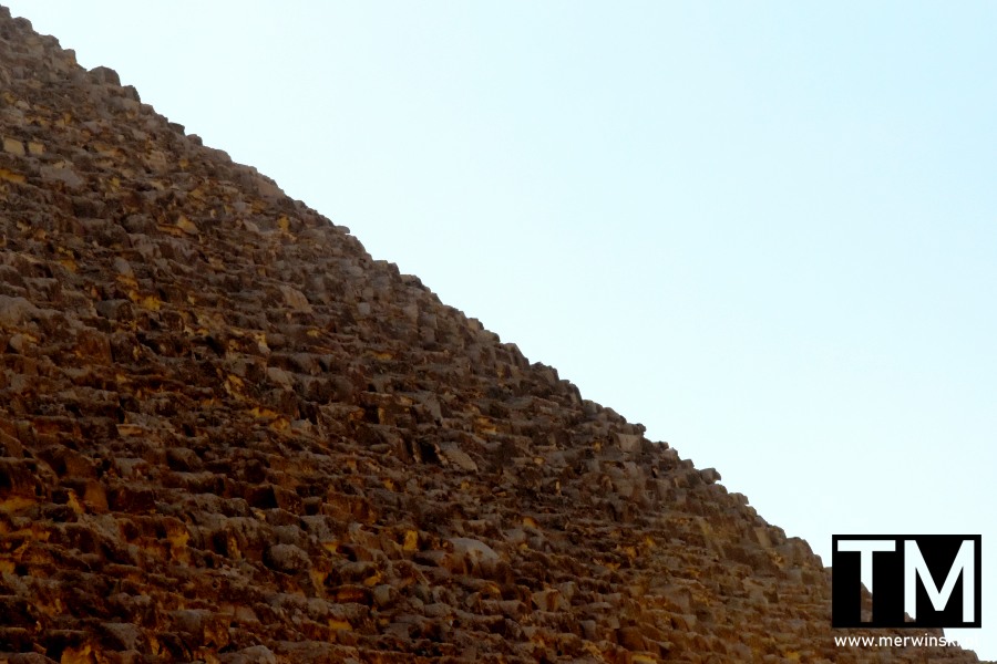 Skos ściany piramidy w Egipcie (Giza)