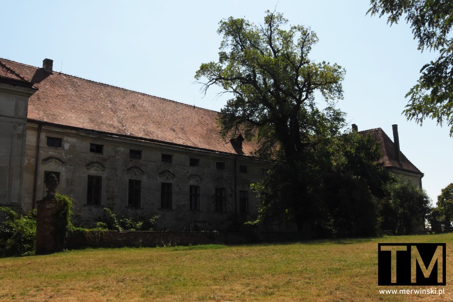 Bok zamku Jaroslavice (Czechy)