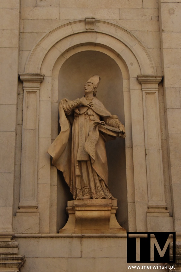 Rzeźba w kościele św. Paulina