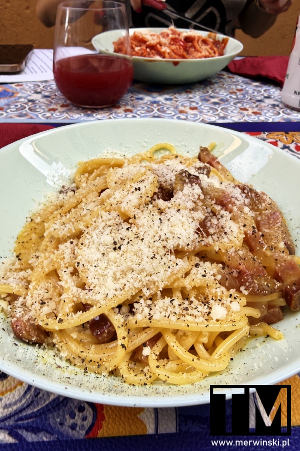 Gdzie zjeść w Pizie? Piza Carbonara!