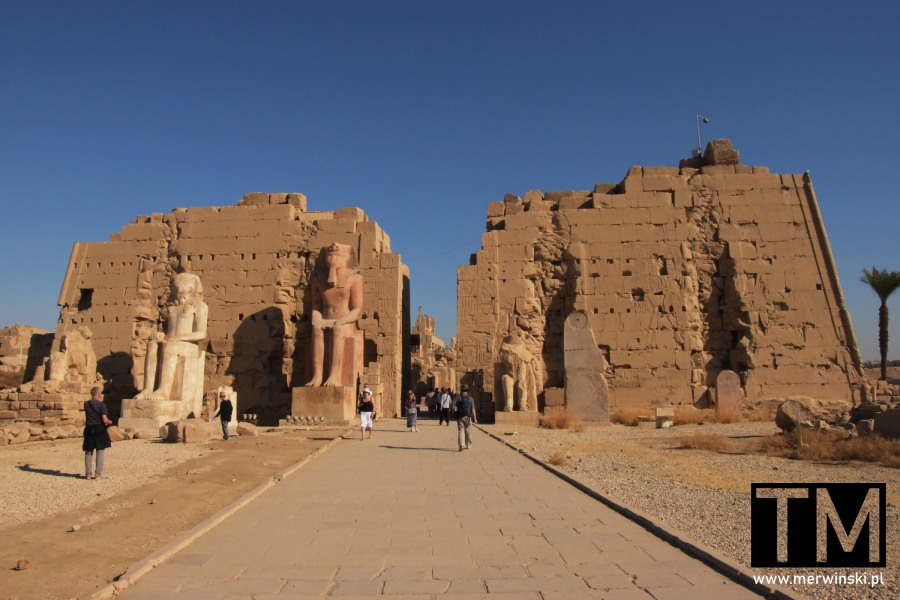 Karnak, Luksor: ruiny zespołu świątyń w Egipcie