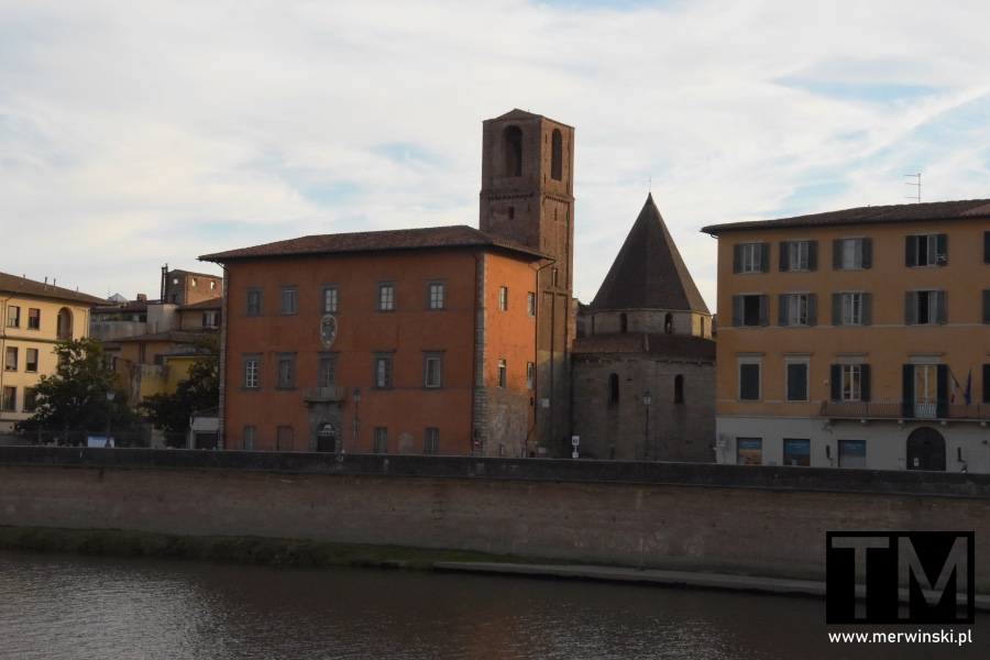 Chiesa Santo Sepolcro w Pizie (Piza co zobaczyć?)