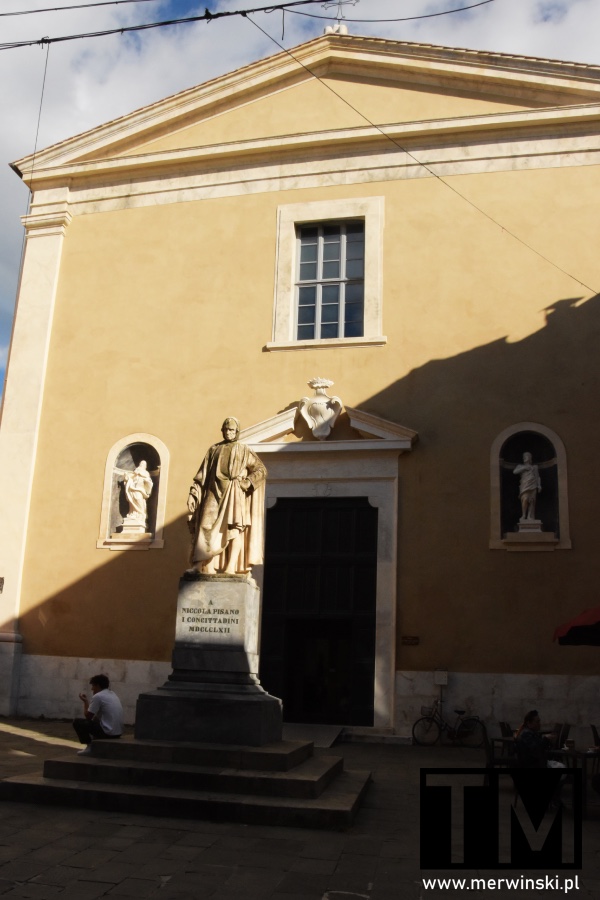 Pomnik Nicola Pisano w Pizie Chiesa di Santa Maria del Carmine (zabytki Piza co zobaczyć?)