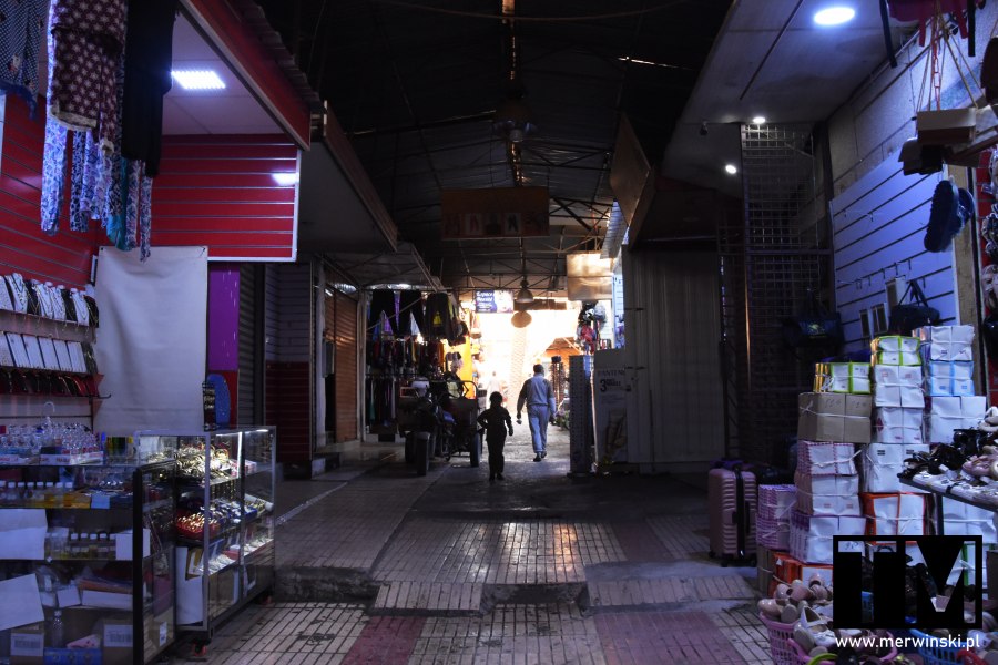 Taroudant Maroko - bazarek w mieście