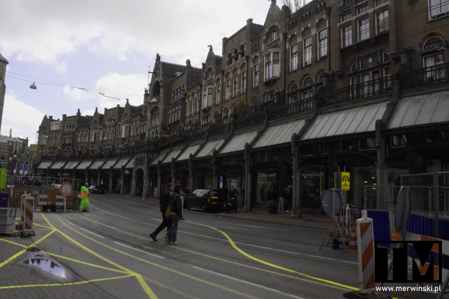 Budynek Raadhuisstraat w Amsterdamie (Holandia)