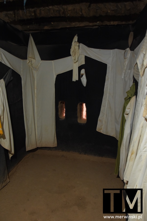 Ubrania w muzeum - Ksar Tissergate Maroko