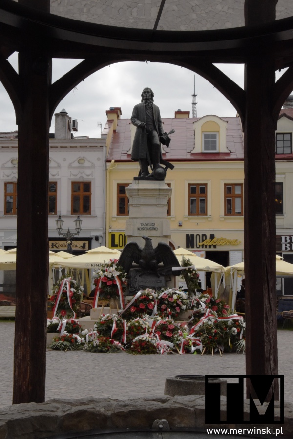 Rzeszów Pomnik: Tadeusz Kościuszko w rynku