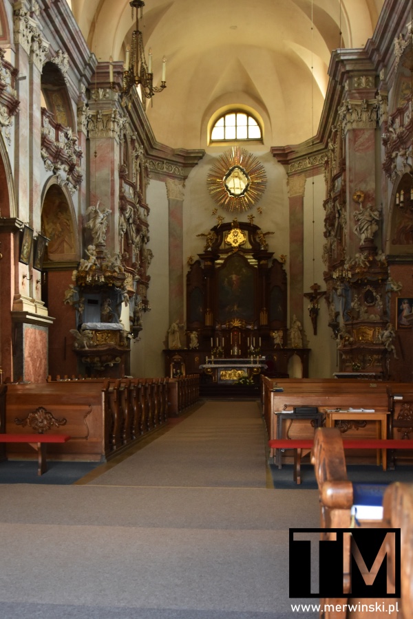 Opava zabytki: wnętrze kościoła świętego Wojciecha