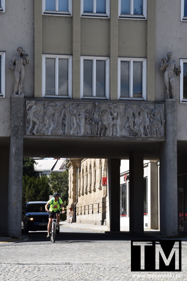 Opava co warto zobaczyc? Detale na budynkach