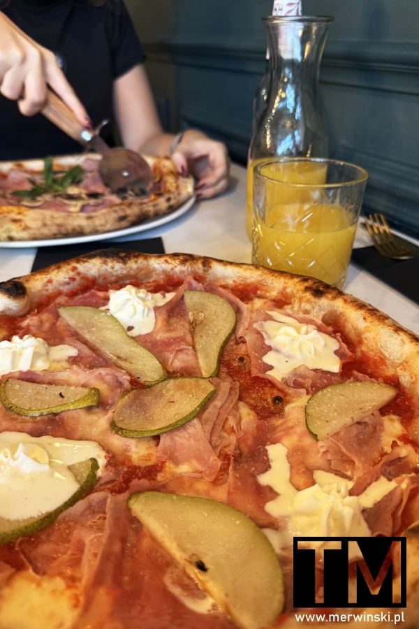 Gdzie zjeść w Białymstoku? Farina Napoletano Vero - prawie najlepsza pizza w Białymstoku