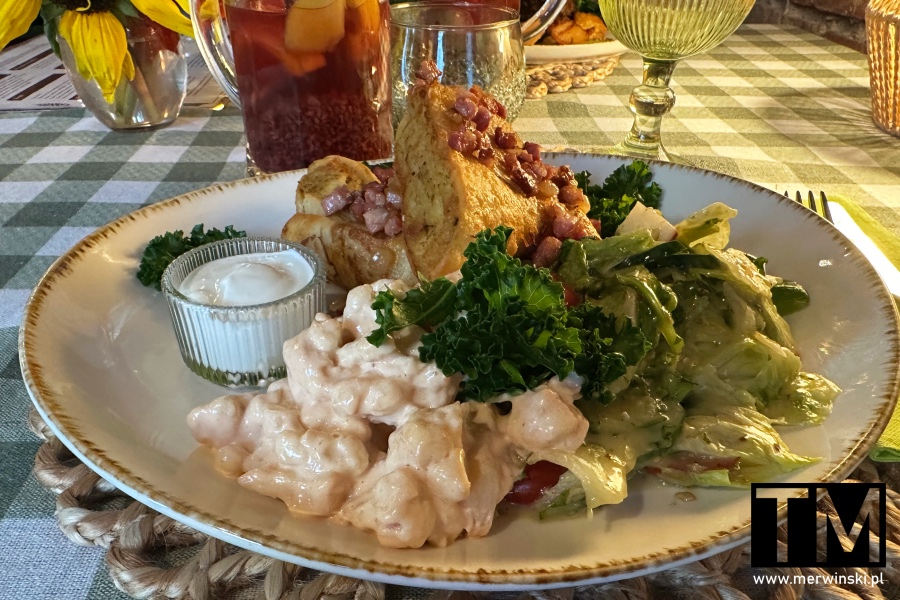 Gdzie zjeść w Białymstoku? Trzy po trzy w kamienicy - restauracja regionalna Białystok